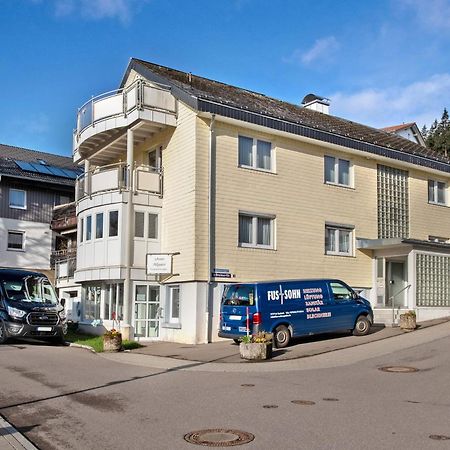 Ferienwohnungen Uhren Allgaier Schoenwald im Schwarzwald Exterior photo