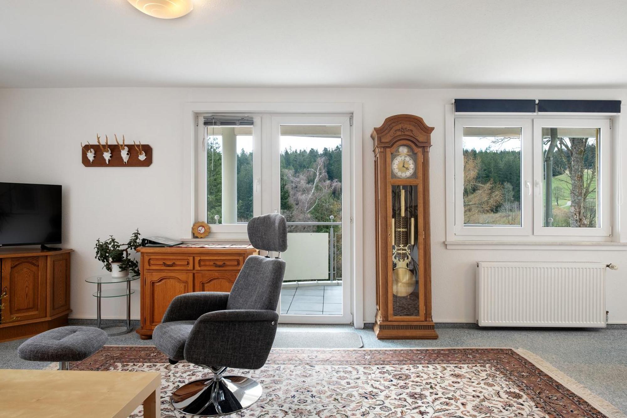 Ferienwohnungen Uhren Allgaier Schoenwald im Schwarzwald Exterior photo